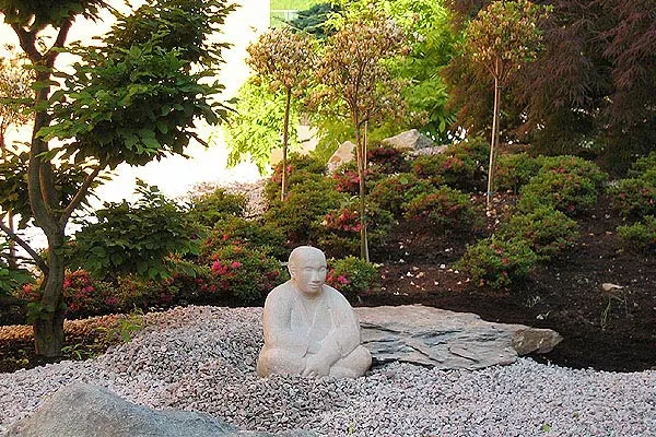 Japanisch inspirierter Gartenraum
